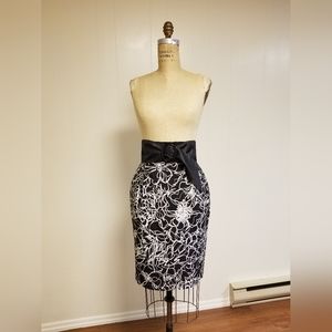 High waist belted skirt